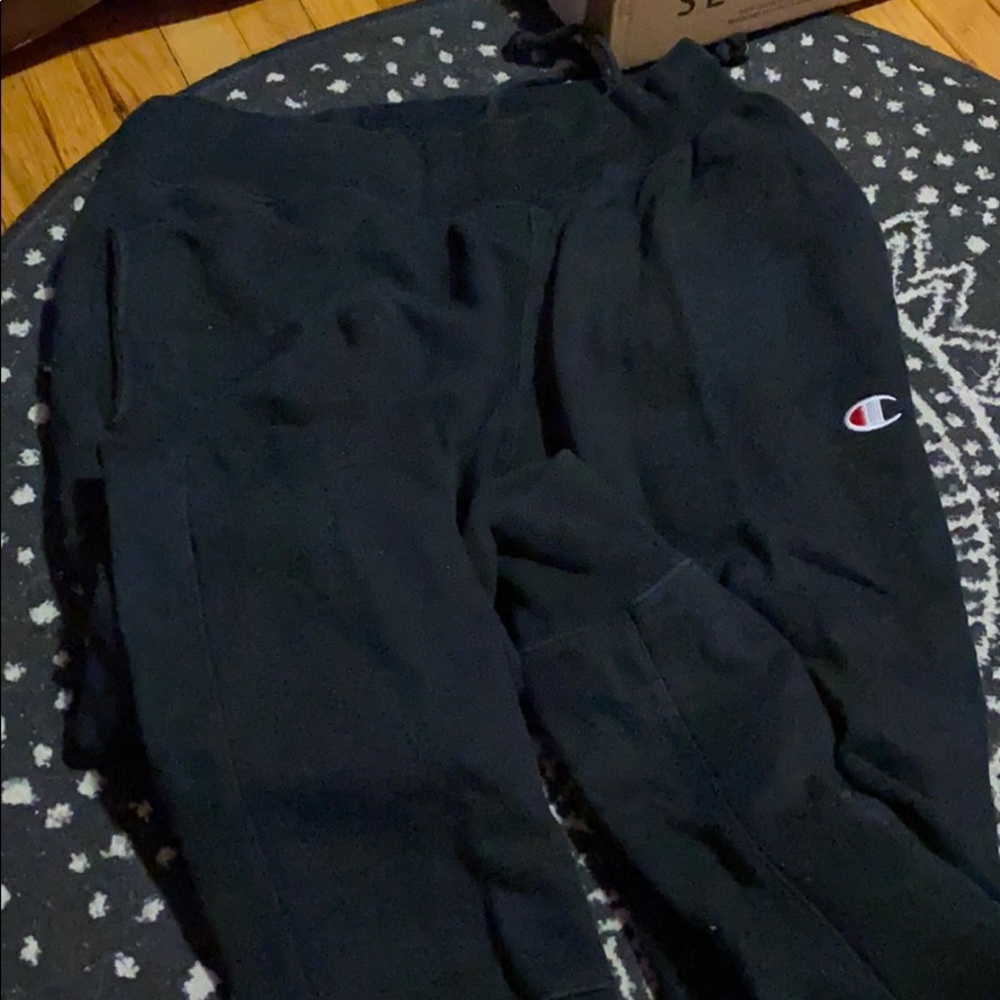 All black champion sweatpants